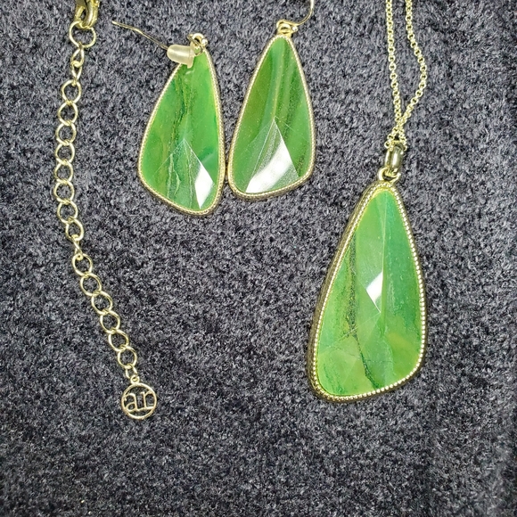 Ava Rose Aurora Pendant in Gold and Green Jasper - Picture 4 of 4